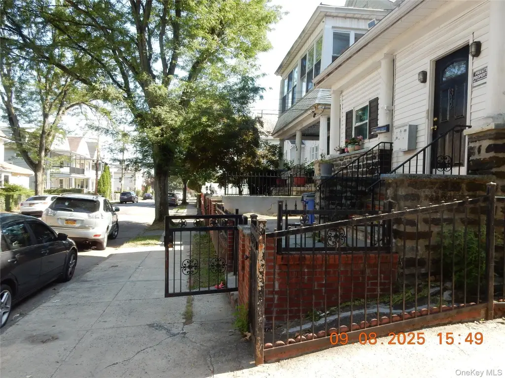 Picture 9