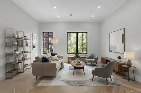 Renovated Duplex with Central Air