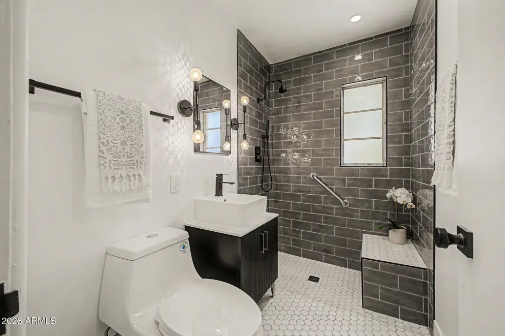 Picture 19