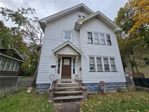 Tenant-Occupied Duplex in Rochester, NY