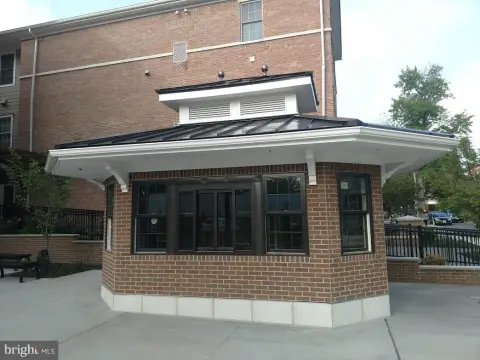 Light-Prep Commercial Kitchen Kiosk