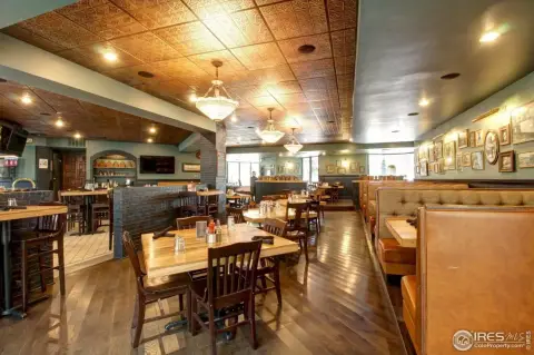 Furnished Restaurant in Boulder Retail