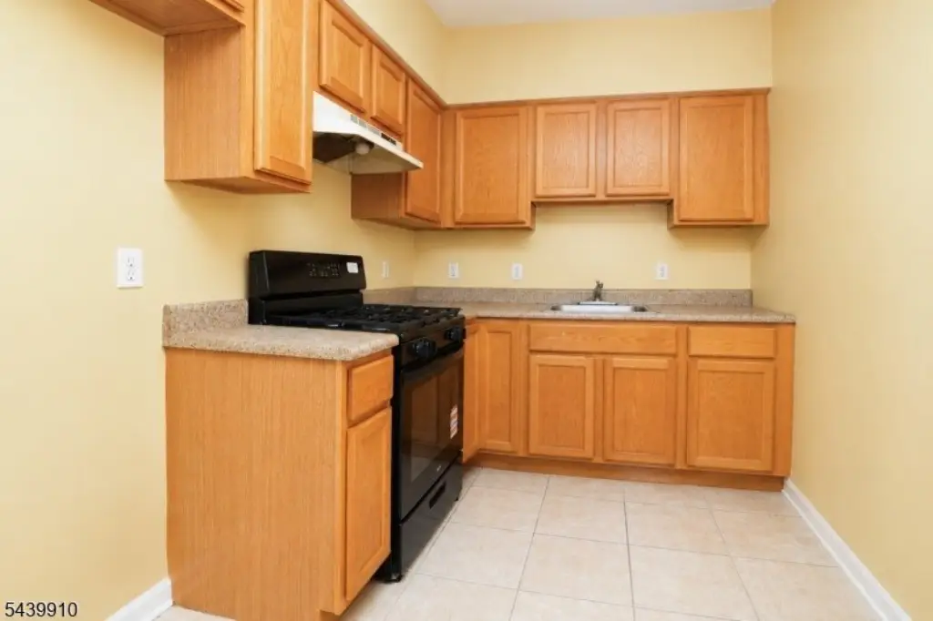Picture 4