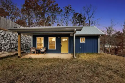 Two Homes Near Kentucky Lake