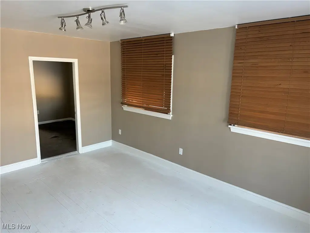 Picture 5