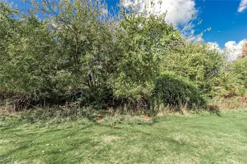 North Olmsted Commercial Lot