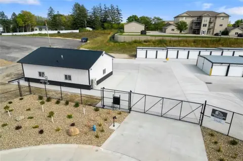 Self-Storage Complex on 5.19 Acres