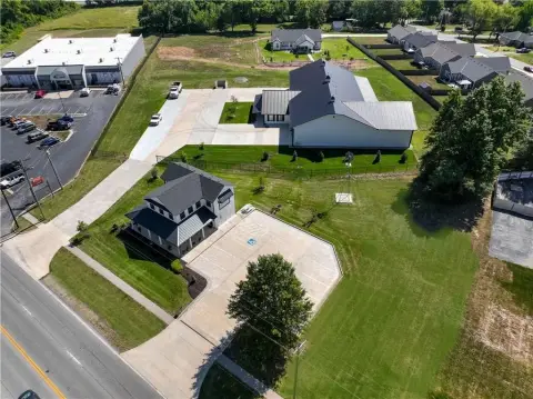 Unique Commercial Buildings on Large Parcel