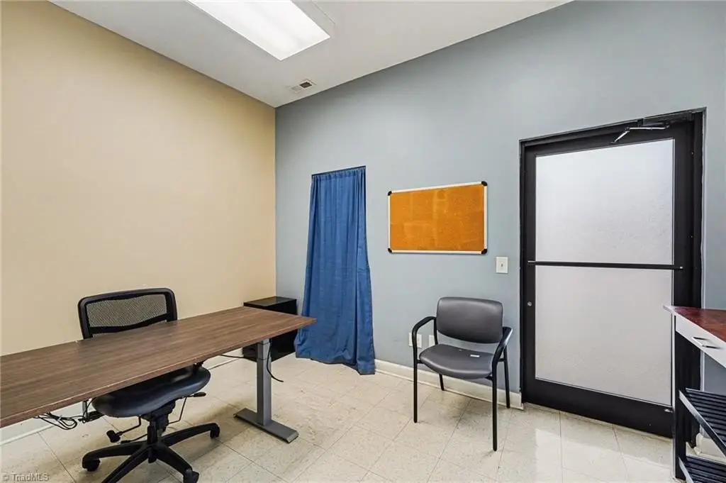 Picture 30