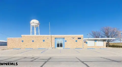 Versatile Commercial Building in Scottsbluff