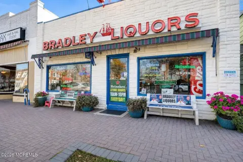Storefront Retail Business