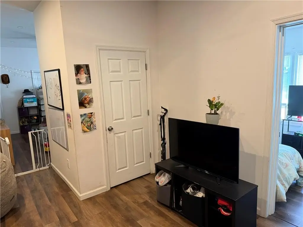 Picture 10