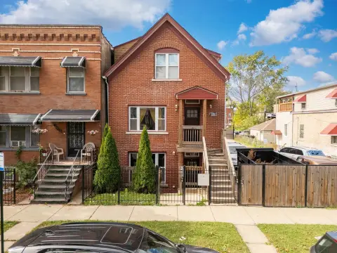 Humboldt Park Multi-Unit with Options
