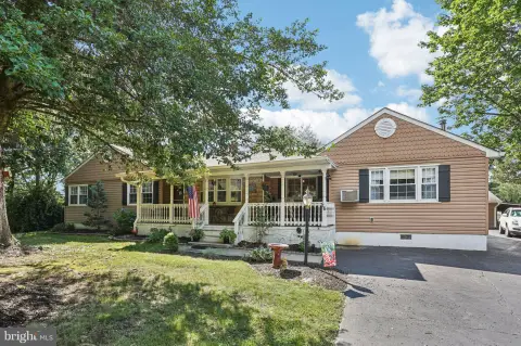 Waterfront Duplex on Spacious Lot