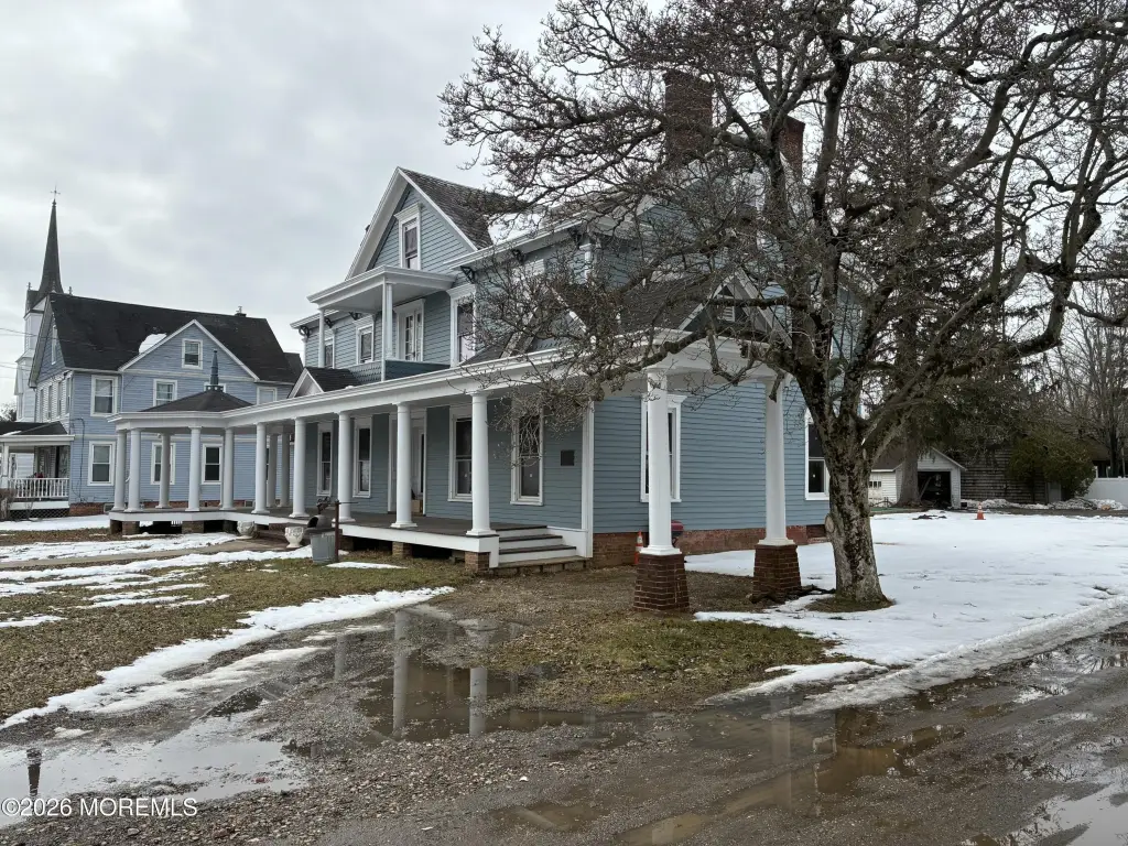 Picture 5