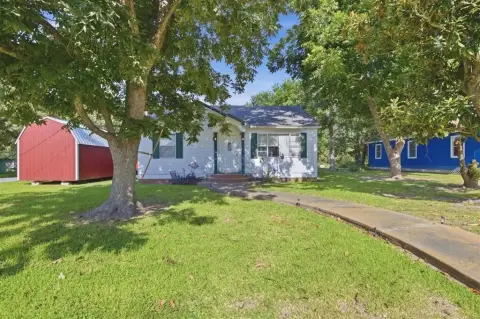 Duplex with Detached Garage