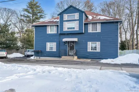 Ronkonkoma Four-Family Investment Opportunity
