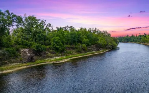 Suwannee Riverfront Acreage Opportunity