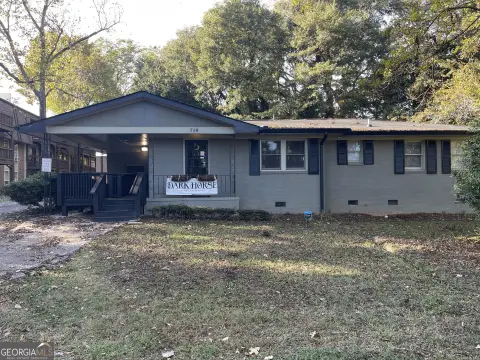 Renovated Commercial Building on Eastside