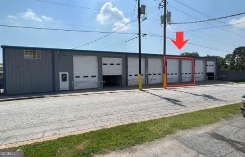 East Point Commercial Lease Opportunity