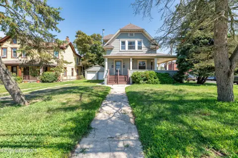 Duplex with Detached Garage
