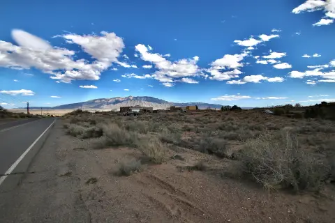 Half-Acre Corner Lot in Rio Rancho