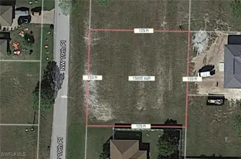 Oversized Lot in Cape Coral