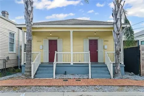Updated Uptown New Orleans Duplex