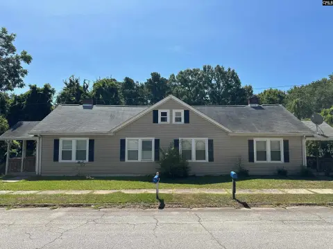 Updated Duplex Near Downtown Winnsboro