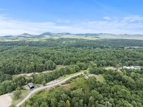 Acreage Near Mountain Parkway
