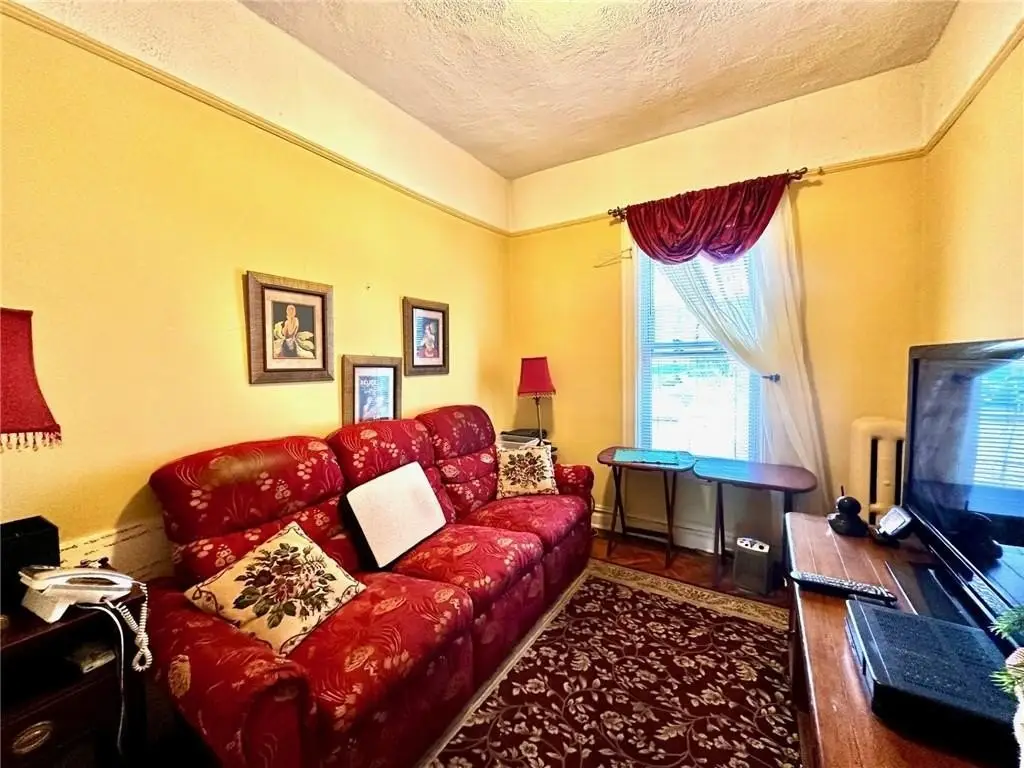 Picture 7