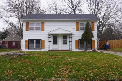Beaverdale Duplex with Updated Roof