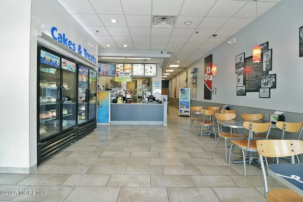 Picture 4