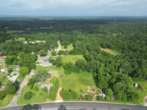 Residential Land in White Oak