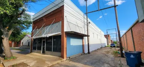 Downtown Mexia Mixed-Use Building