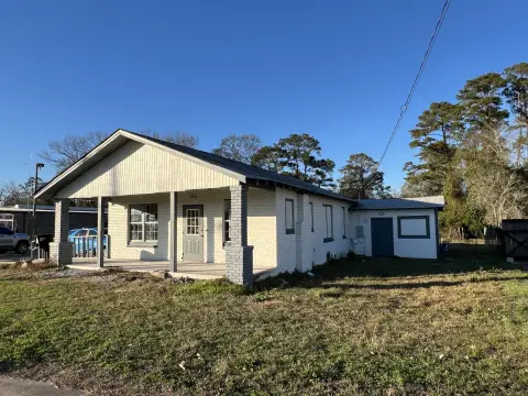 Remodeled Office in Central Petal