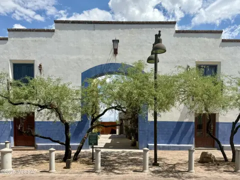 Land in Mercado District