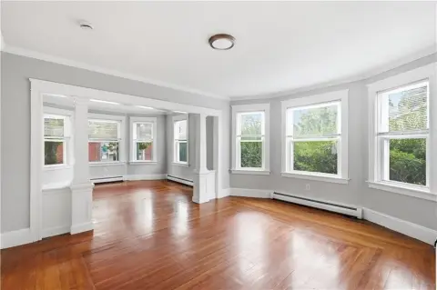 Seven-Bedroom Duplex with Parking