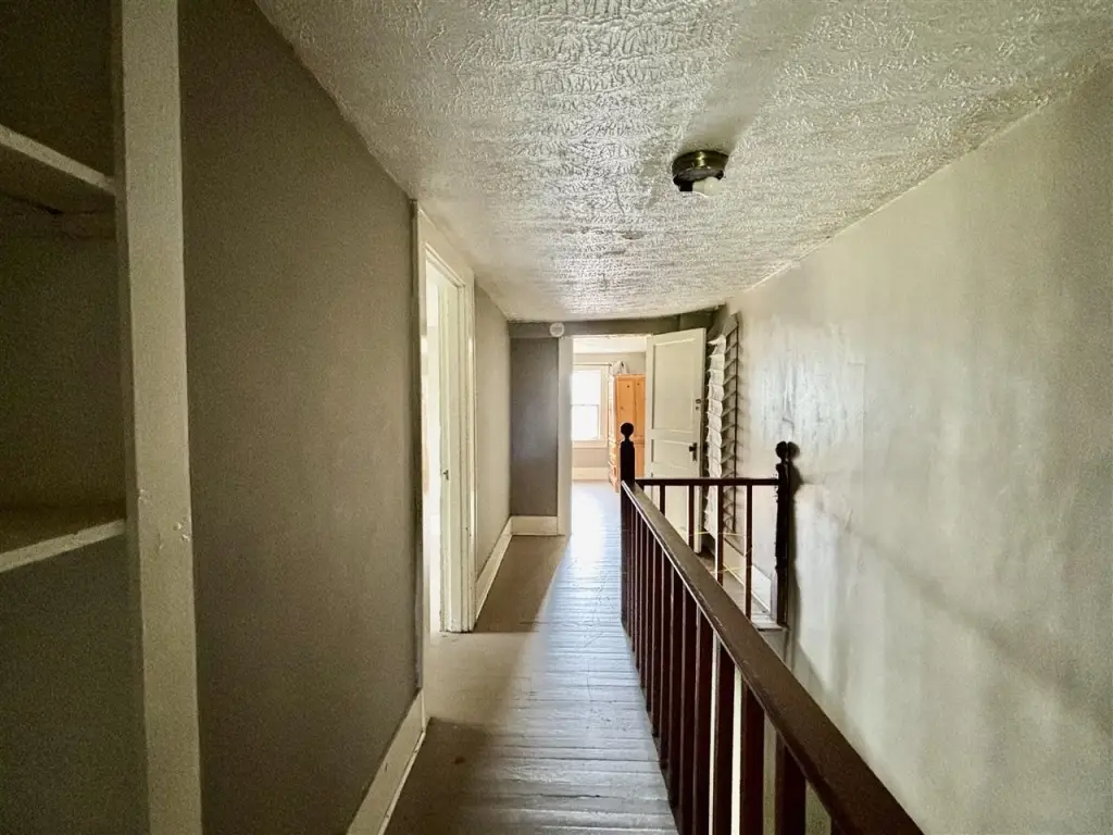 Picture 18