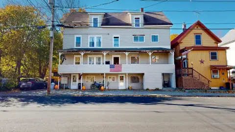 8-Unit Apartment Building