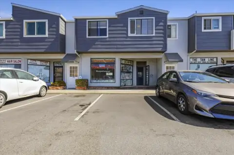 Coastal Live-Work Opportunity in Pacifica