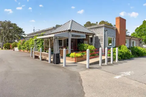 Restaurant Property With Staff Housing