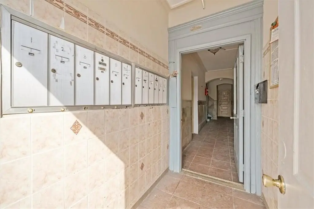 Picture 3