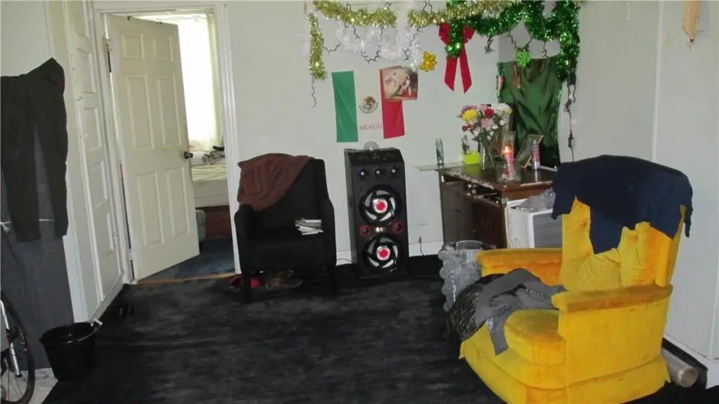Picture 33