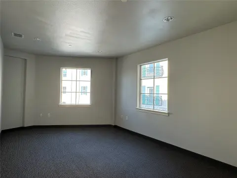 Windowed Office Unit