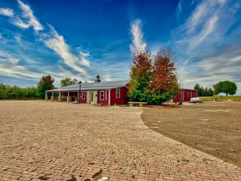 Turnkey Destination Property in Maple Park