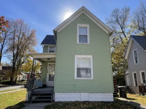 Tenant-Occupied Triplex with New Roof