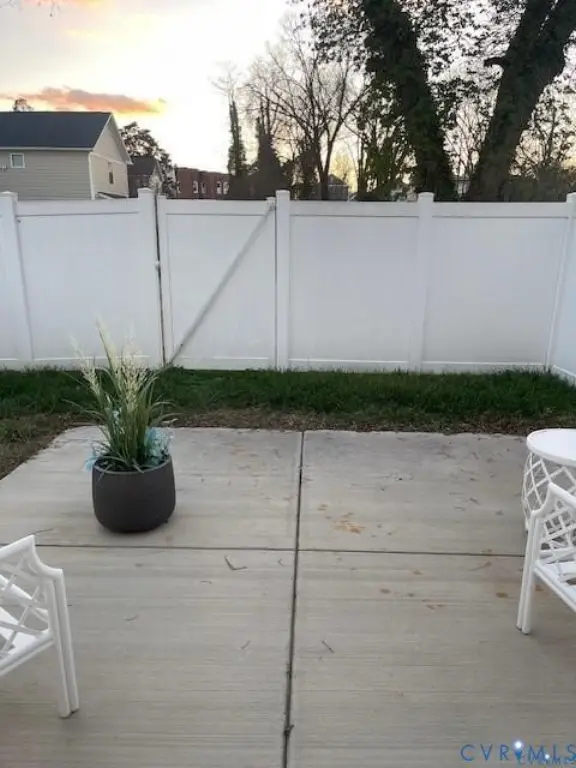 Picture 7