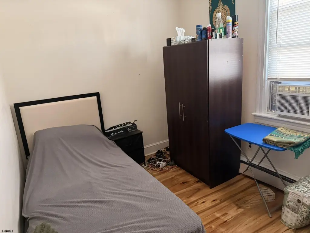 Picture 30