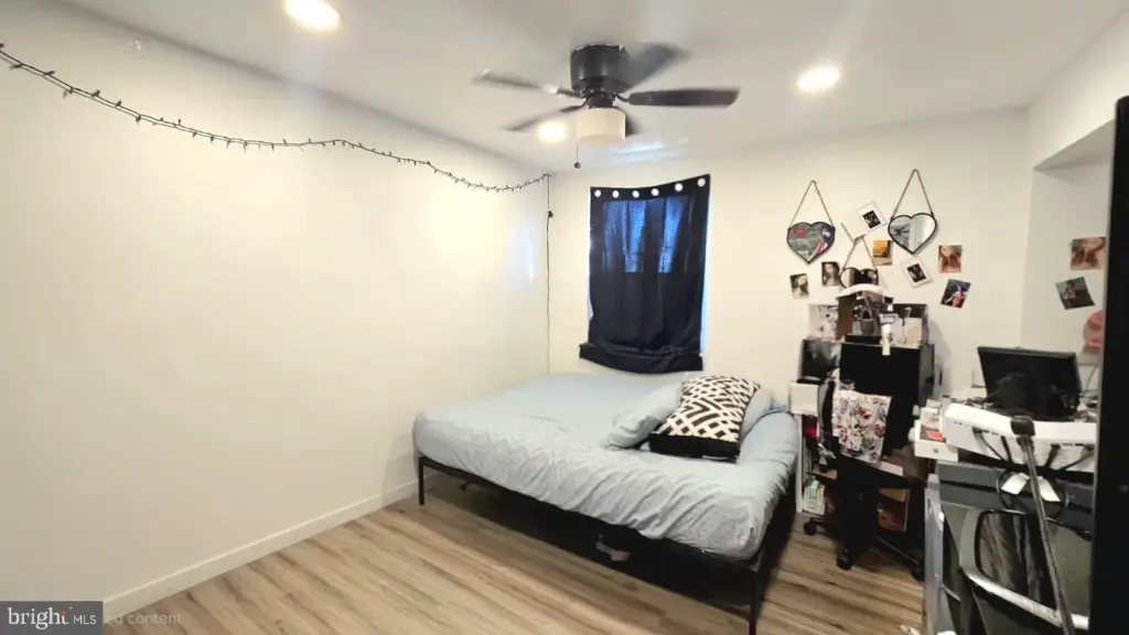 Picture 24